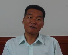 ������ ��